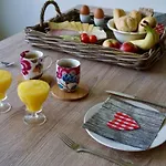 De Gouwe Plek Bed and breakfast