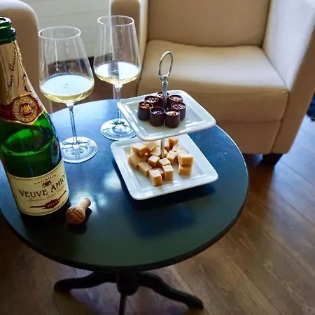 De Gouwe Plek Bed & Breakfast