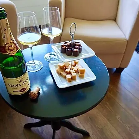 De Gouwe Plek Bed & Breakfast