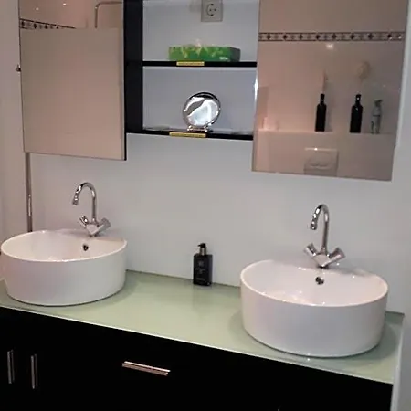 De Gouwe Plek Bed & Breakfast Hoogwoud